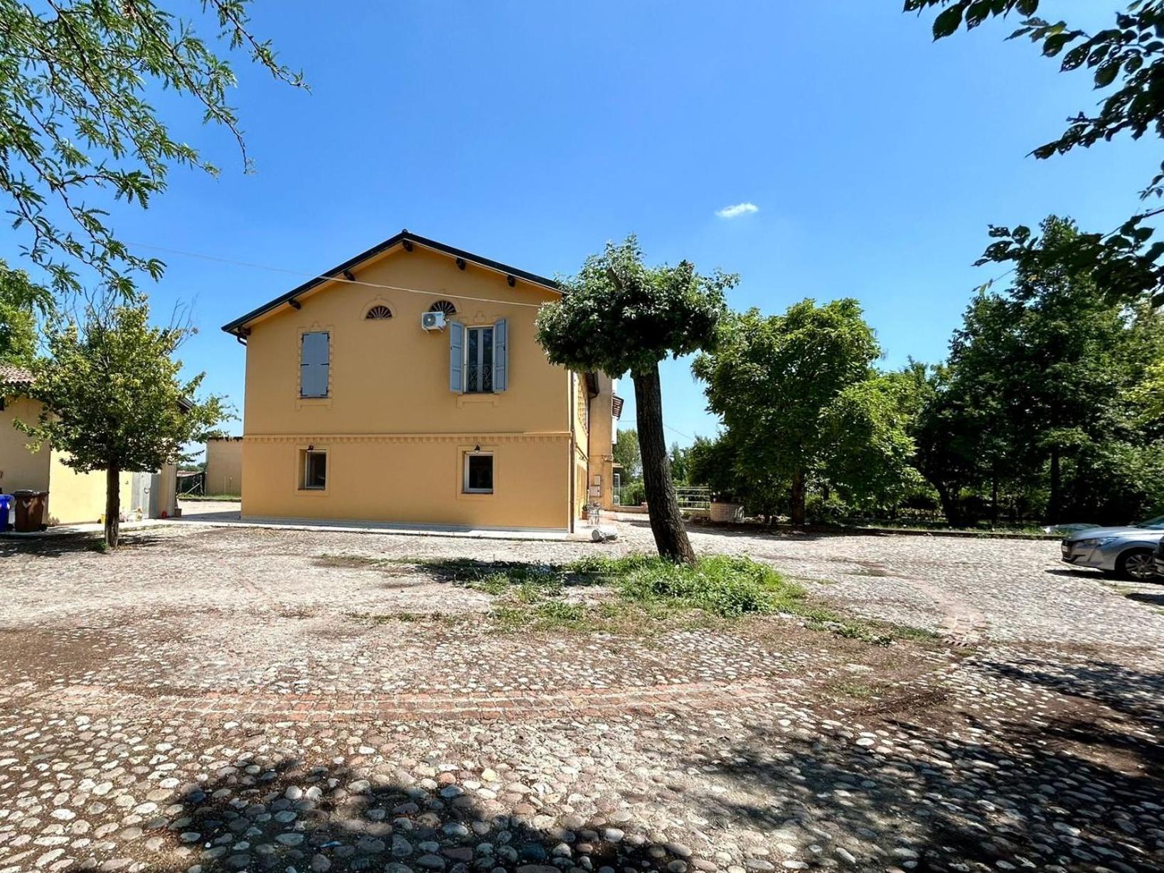 Bed and Breakfast Al Civico 73 Carpi Zewnętrze zdjęcie